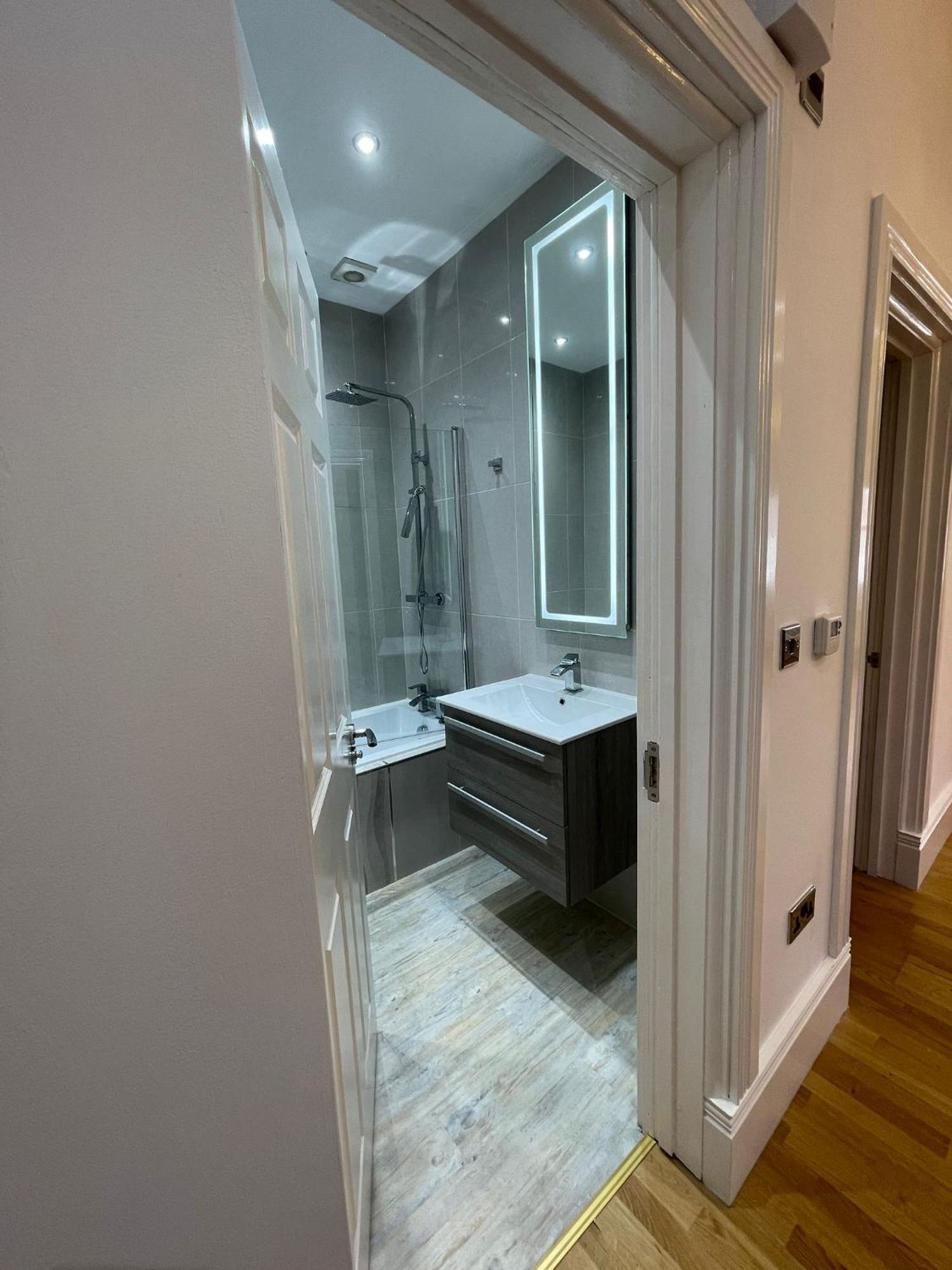 Vip Penthouse Own Bathroom One Bedroom On